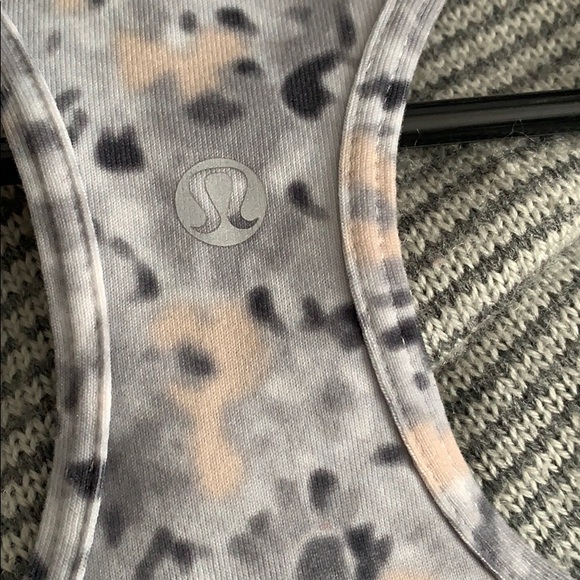 Lululemon Racerback Tank!!! - Picture 5 of 6